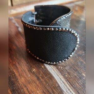 Womens  elegant  bracelet